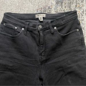 Madewell mid-rise kick out jeans